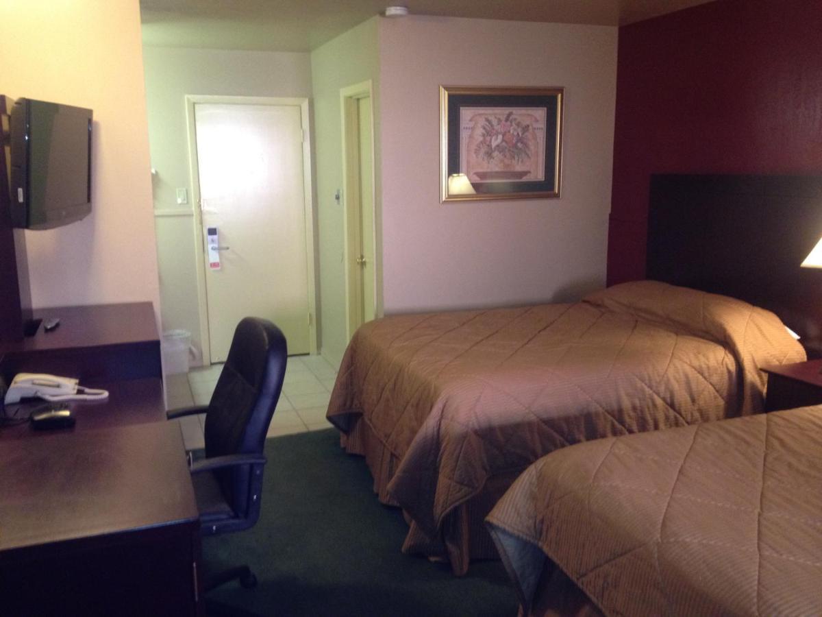 Colonial Inn Monahans Tx מראה חיצוני תמונה